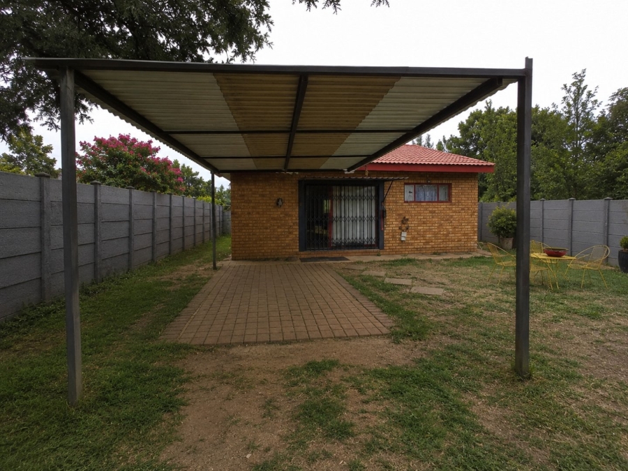 3 Bedroom Property for Sale in Songloed North West